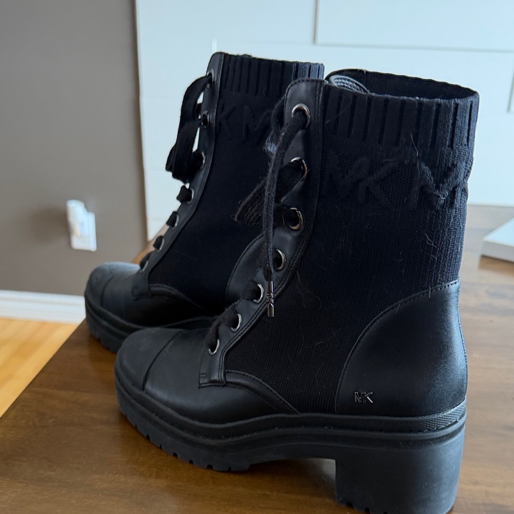 Michael Kors Black Lace-Up Knit-Trim Combat Boots - Picture 1 of 5